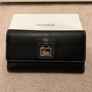 Dooney & Bourke - Multi Purpose Wallet